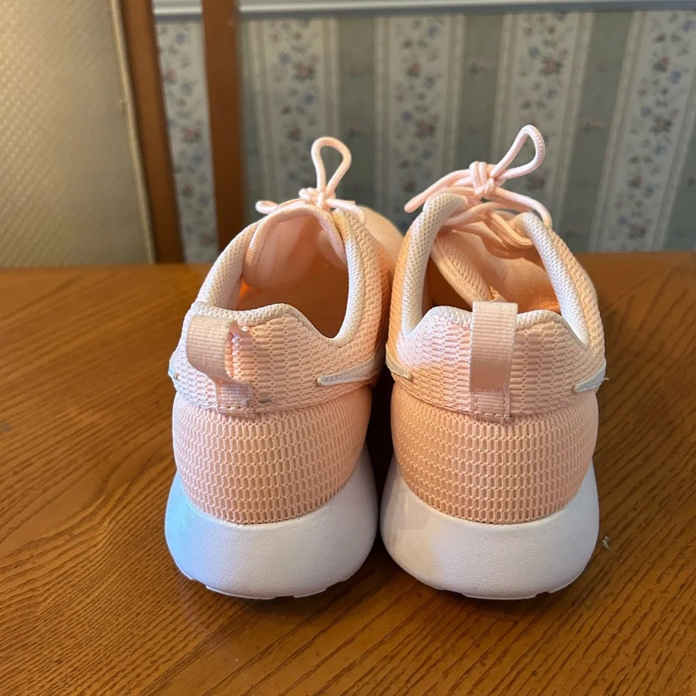 Nike Roche Run - Picture 2 of 6